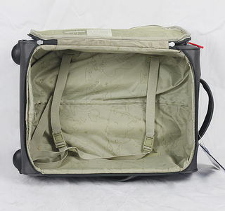 摩斯卡登机箱 旅行必备的理想伴侣